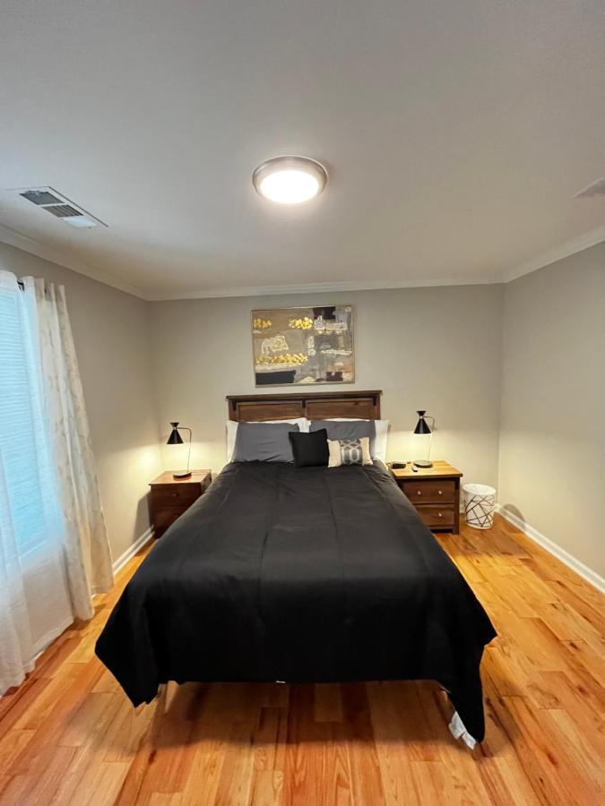 Atlanta Unit 2 Room 2 - Peaceful Weekend Getaway Private Bedroom & Bathroom Buitenkant foto