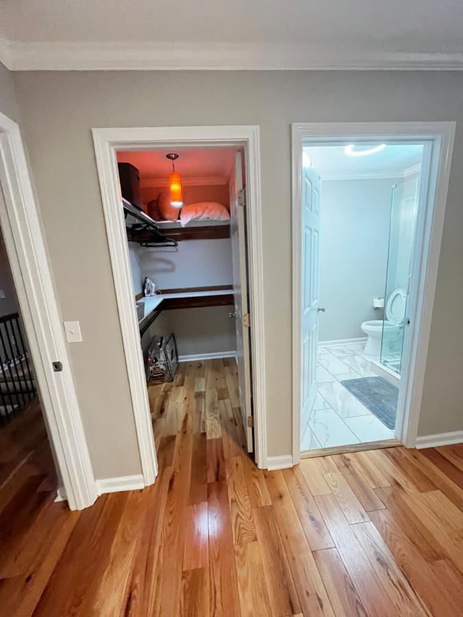 Atlanta Unit 2 Room 2 - Peaceful Weekend Getaway Private Bedroom & Bathroom Buitenkant foto